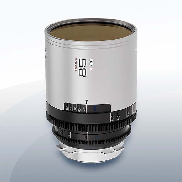 Blazar Remus 85mm T2.8 1.5X Anamorphic Silver Flare Canon EF Objektiv Vermietung 2