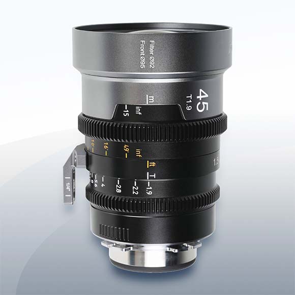 Sirui IronStar T1.9 1.5x Anamorphic Full Frame Cine Lenses 45mm mit PL Mount Neutral Flare 1 Sirui IronStar T1.9 1.5x Anamorphic Full Frame Cine Lenses 45mm mit PL Mount Neutral Flare 1